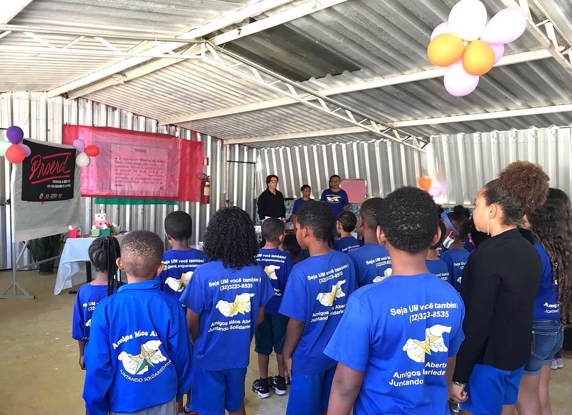 Palestra do programa PROERD com adolescentes